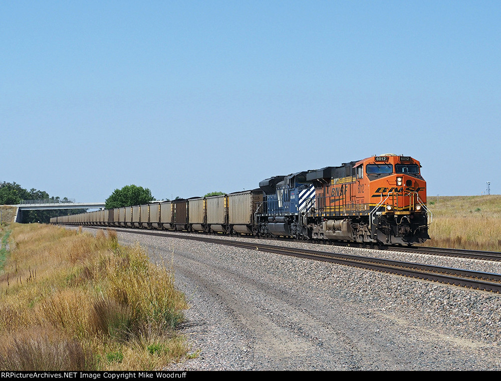 BNSF 6012